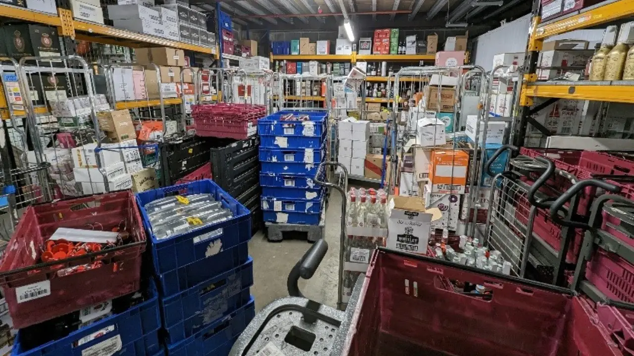 Store warehouse before Lean